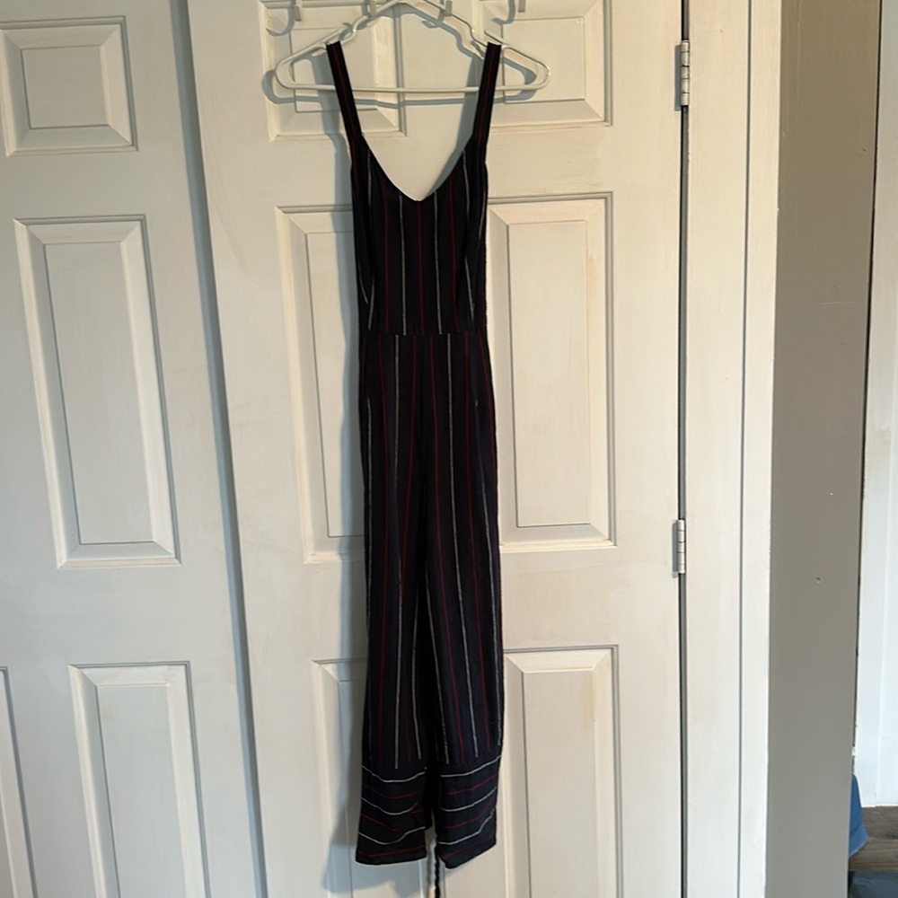 Universal Threads Jumpsuit Size Medium - image 1